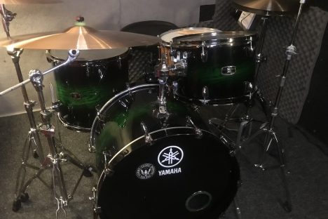 Acoustic drum lessons